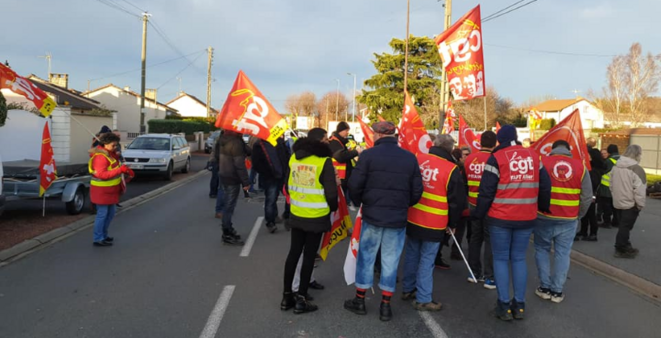 Les opposants à la contre réforme sont restés sur place toute la journée Les opposants à la contre réforme sont restés sur place toute la journée