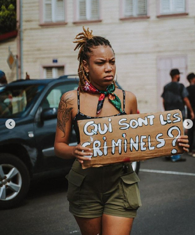 Claren, la fille de Charly, l'un des prévenus. © compte instagram : Swelly_x Claren, la fille de Charly, l'un des prévenus. © compte instagram : Swelly_x