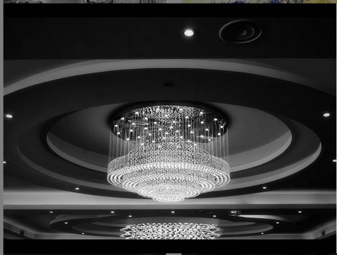 Chandelier II © Luna TMG Chandelier II © Luna TMG