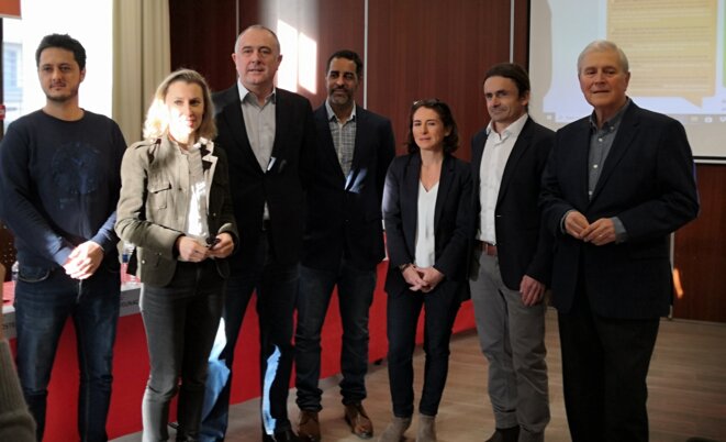 Les prétendants à la mairie de Biarritz, lors d'un débat le 25 janvier. Didier Guillaume, troisième en partant de la gauche, a renoncé. © Jérémy Jeantet Les prétendants à la mairie de Biarritz, lors d'un débat le 25 janvier. Didier Guillaume, troisième en partant de la gauche, a renoncé. © Jérémy Jeantet