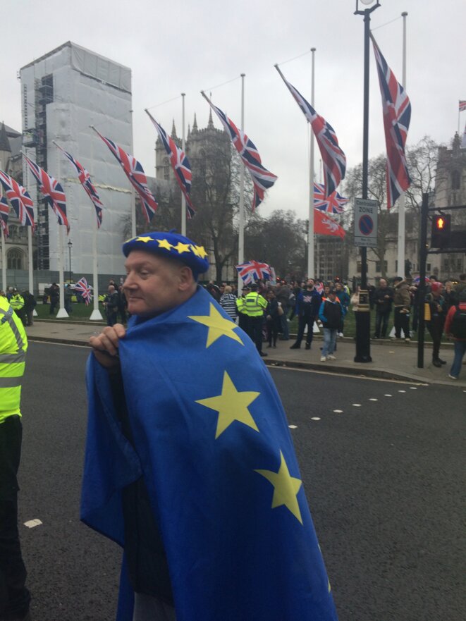 Jochen, devant le Parlement de Westminster, 31 janvier 2020. © JC Jochen, devant le Parlement de Westminster, 31 janvier 2020. © JC