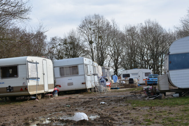 Caravanes sur le campement de Metz Borny © Eric GRAFF Caravanes sur le campement de Metz Borny © Eric GRAFF