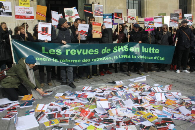 Manifestation des «Revues en lutte», à Paris, le 25 fervrier 2020. © RS Manifestation des «Revues en lutte», à Paris, le 25 fervrier 2020. © RS