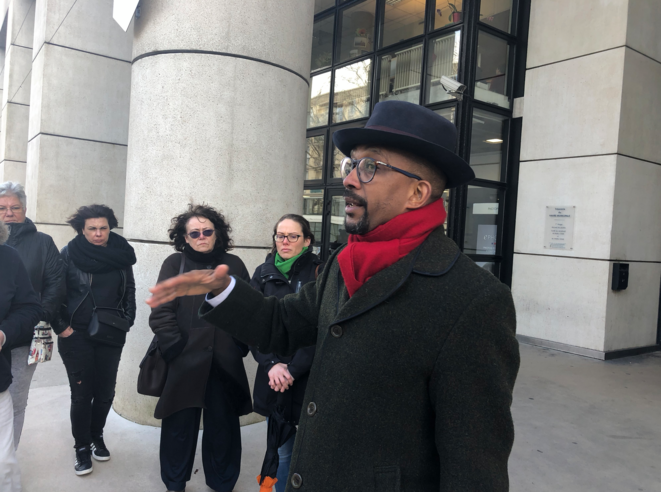 Karfa Diallo in front of city hall in Le Havre. © LD Karfa Diallo in front of city hall in Le Havre. © LD