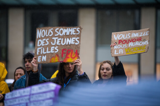 Lors de la manifestation du 8 mars à Paris. © Lola Loubet / Hans Lucas