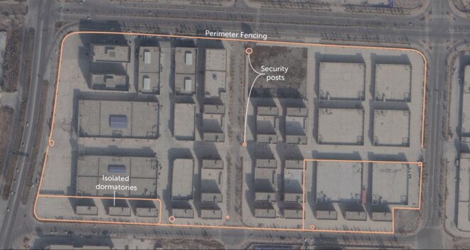 Remarque : l'usine est entièrement entourée d'une clôture et compte plusieurs dortoirs résidentiels isolés par une clôture. En outre, il y a plusieurs postes de sécurité dans l'ensemble de l'installation. Source : Centre international de cyberpolitique de l'ASPI. Remarque : l'usine est entièrement entourée d'une clôture et compte plusieurs dortoirs résidentiels isolés par une clôture. En outre, il y a plusieurs postes de sécurité dans l'ensemble de l'installation. Source : Centre international de cyberpolitique de l'ASPI.