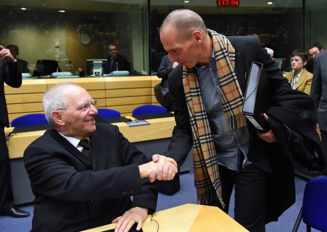 Schäuble et Varoufákis en février 2015. © AFP