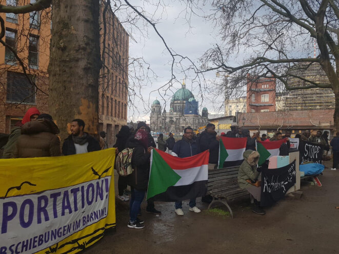 Photo de la manifestation du 9 mars à Berlin. Photo de la manifestation du 9 mars à Berlin.