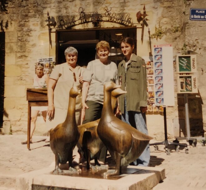 Est-ce que je vais voir Tata Josette ce week-end?