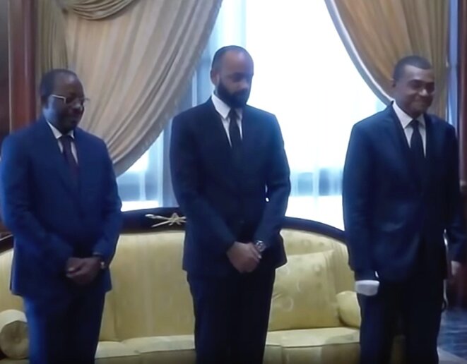 Photo - à gauche Théophile Ogandaga, Directeur de cabinet du Président Gabonais¬¬¬ |au milieu : Noureddin Bongo Valentin, Coordinateur général des affaires présidentielles |à droite : Jean-Yves TEALE, Secrétariat général de la Présidence Photo - à gauche Théophile Ogandaga, Directeur de cabinet du Président Gabonais¬¬¬ |au milieu : Noureddin Bongo Valentin, Coordinateur général des affaires présidentielles |à droite : Jean-Yves TEALE, Secrétariat général de la Présidence