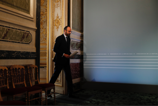 Le premier ministre Édouard Philippe à l'Élysée, le 25 mars. © Crédit Francois Mori / POOL / AFP Le premier ministre Édouard Philippe à l'Élysée, le 25 mars. © Crédit Francois Mori / POOL / AFP