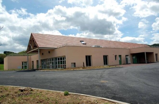 ALERTE : Des Ehpad livrés en housses mortuaires avant de l'être en protections