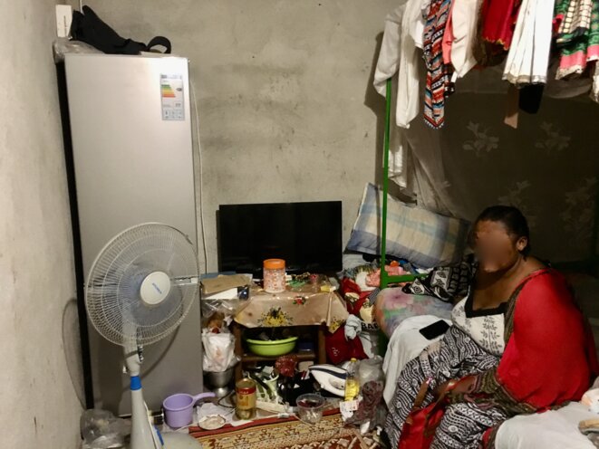 logement d'une pièce à Kaweni, 2019 © daniel gros logement d'une pièce à Kaweni, 2019 © daniel gros