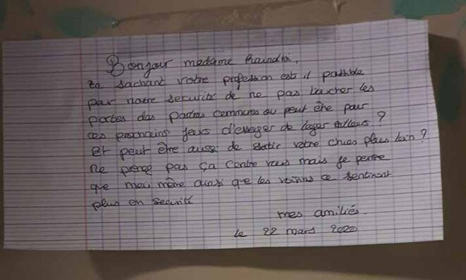 surlaportevoisins