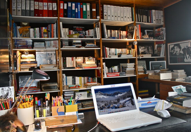 Un bureau, des légendes