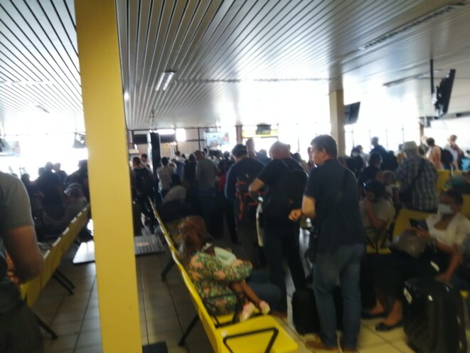 280 Français ont quitté le Gabon, le 5 avril 2020 280 Français ont quitté le Gabon, le 5 avril 2020