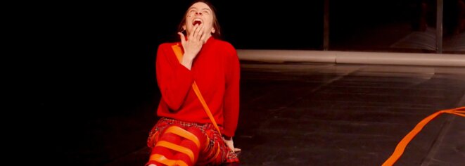 "Le grand sommeil" conçu, écrit et mis en scène par Marion Siéfert, chorégraphie d'Helena de Laurens et Marion Siéfert. Spectacle créé le 14 février 2018 à La Commune - CND d'Aubervilliers © Janina Arendt "Le grand sommeil" conçu, écrit et mis en scène par Marion Siéfert, chorégraphie d'Helena de Laurens et Marion Siéfert. Spectacle créé le 14 février 2018 à La Commune - CND d'Aubervilliers © Janina Arendt
