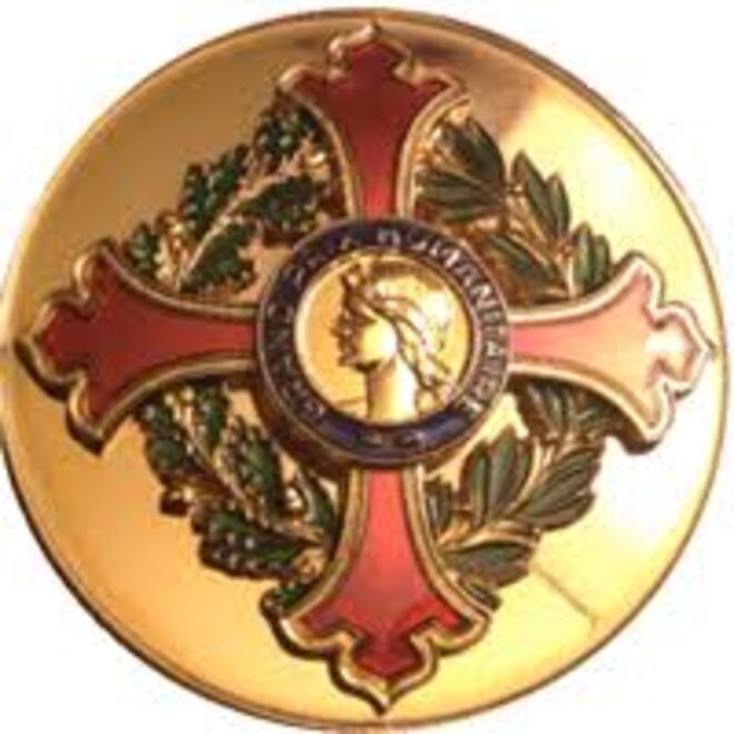 La médaille du "Grand Prix Humanitaire de France (GPHF)" La médaille du "Grand Prix Humanitaire de France (GPHF)"
