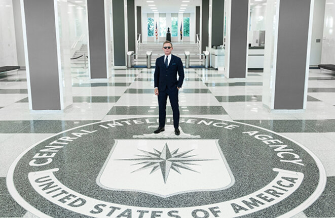 Daniel Craig Visits the Agency to Discuss the Reel vs Real of Espionage © CIA