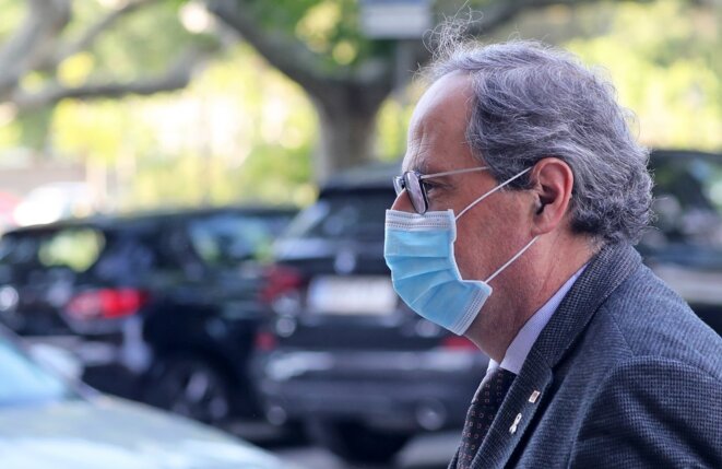 L'indépendantiste Quim Torra, président de la Catalogne, à son arrivée au Parlement régional à Barcelone, le 23 avril 2020. © AFP / Joan Valls L'indépendantiste Quim Torra, président de la Catalogne, à son arrivée au Parlement régional à Barcelone, le 23 avril 2020. © AFP / Joan Valls