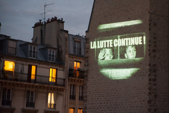 La mythique salle associative parisienne La Clef projette un film depuis son toit chaque vendredi soir. © Claire Emmanuelle Blot/Home Cinéma La mythique salle associative parisienne La Clef projette un film depuis son toit chaque vendredi soir. © Claire Emmanuelle Blot/Home Cinéma