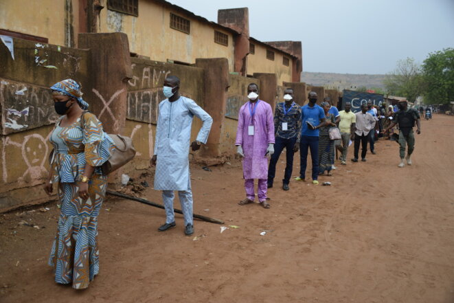 bureau-bamako-29-2020-0-1399-934