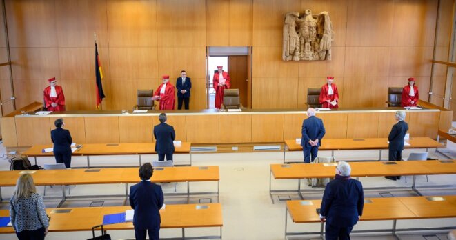 Les juges de la Cour constitutionnelle allemande de Karlsruhe, le 5 mai 2020. © AFP / Sebastian Gollnow Les juges de la Cour constitutionnelle allemande de Karlsruhe, le 5 mai 2020. © AFP / Sebastian Gollnow