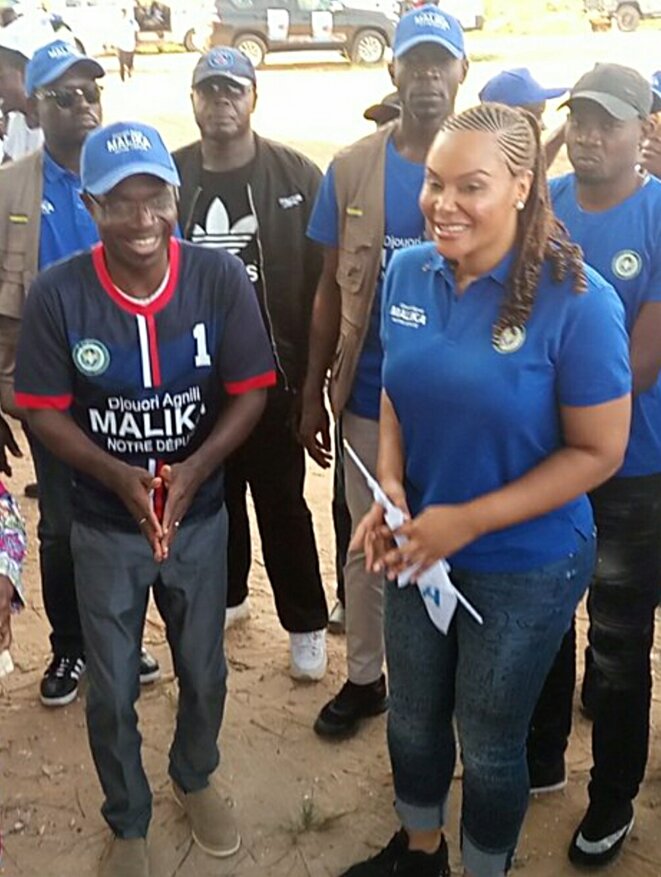 Malika Bongo (à droite) en compagnie d'Alexis Ndouna Malika Bongo (à droite) en compagnie d'Alexis Ndouna