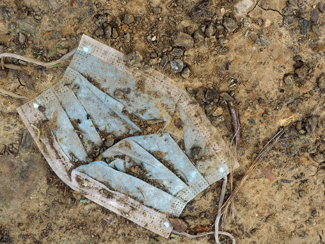 BAS LES MASQUES (12)