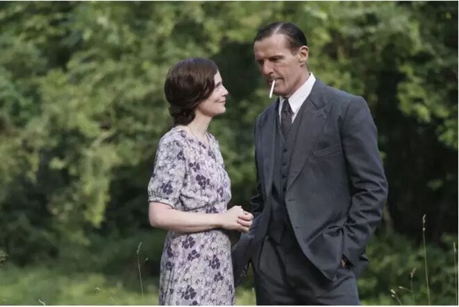 De Gaulle Isabelle Carré, Lambert Wilson (c) Alain Guizard SND © (c) Alain Guizard SND De Gaulle Isabelle Carré, Lambert Wilson (c) Alain Guizard SND © (c) Alain Guizard SND