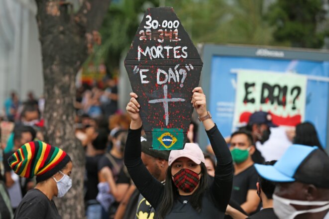Manifestation Anti-Fasciste Contre Le Président Bolsonaro Le 2 Juin 2020 À Manaus. © Michael Dantas/Afp