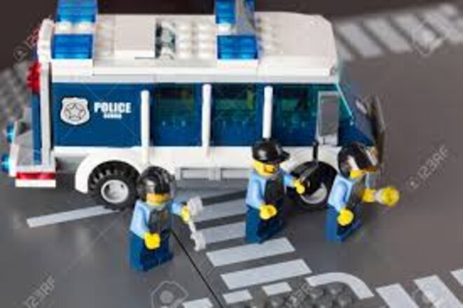 lego-police