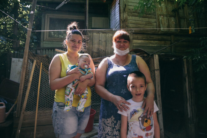 Mère De Quatre Enfants Et Désormais Grand-Mère, Elmira Espère Rapidement Retrouver Un Travail Pour Conserver Son Logement. © Jc