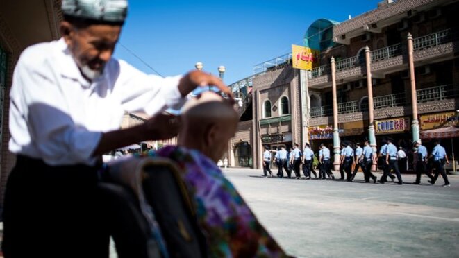 L'industrie des produits capillaires liée au travail forcé ouïghour dans le Xinjiang