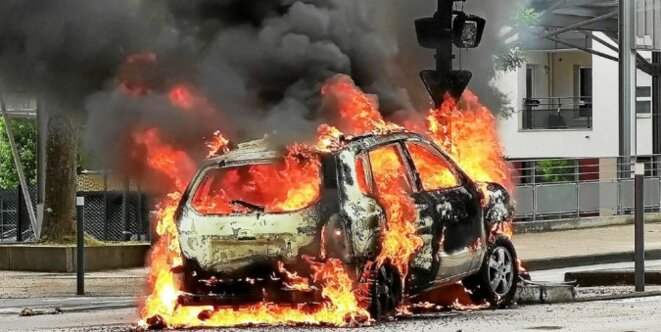 Dijon : violences "inacceptables" et "chaos" insupportable pour la classe politique