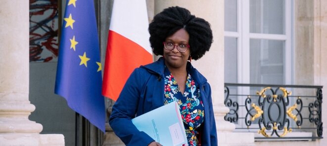 Je soutiens ce soir Sibeth NDIAYE car on ment à son sujet