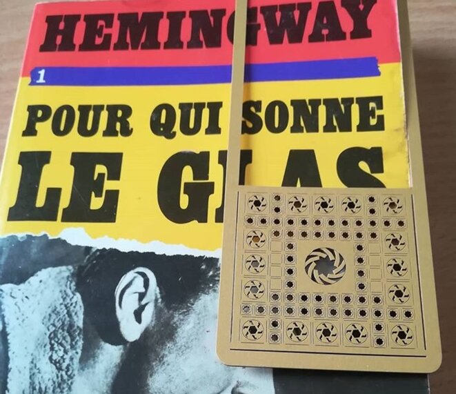 Pour qui sonne le glas © FB bibliothèque personnelle. Pour qui sonne le glas © FB bibliothèque personnelle.