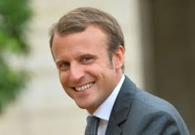Macron souriant © Nicole Vavasseur Macron souriant © Nicole Vavasseur