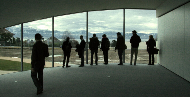 Le "Rolex learning centre" dans l'agglomération lausannoise. Un exemple concret d'investissement privé pour s'accaparer des savoirs académiques et en tirer une plus-value à long terme. © trevor.patt (https://www.flickr.com/photos/trevorpatt/4381043841/in/photostream/) Le "Rolex learning centre" dans l'agglomération lausannoise. Un exemple concret d'investissement privé pour s'accaparer des savoirs académiques et en tirer une plus-value à long terme. © trevor.patt (https://www.flickr.com/photos/trevorpatt/4381043841/in/photostream/)
