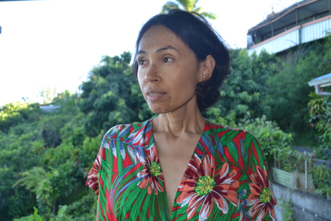 Heiata Maopi, photographiée ici depuis chez Béatrice Marro, à Faa'a, dans le quartier de Pamatai, conteste le montant de l'indemnisation de ses cancers dus aux essais nucléaires français. © JS Heiata Maopi, photographiée ici depuis chez Béatrice Marro, à Faa'a, dans le quartier de Pamatai, conteste le montant de l'indemnisation de ses cancers dus aux essais nucléaires français. © JS