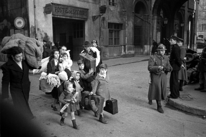 La famille Matelli quitte leur foyer du quartier Saint-Jean en janvier 1943. © Archives militaires du fort d’Ivry