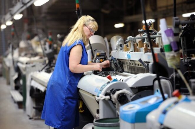 Dans l'une des dernières entreprises textiles du Nord. © PHILIPPE HUGUEN / AFP Dans l'une des dernières entreprises textiles du Nord. © PHILIPPE HUGUEN / AFP