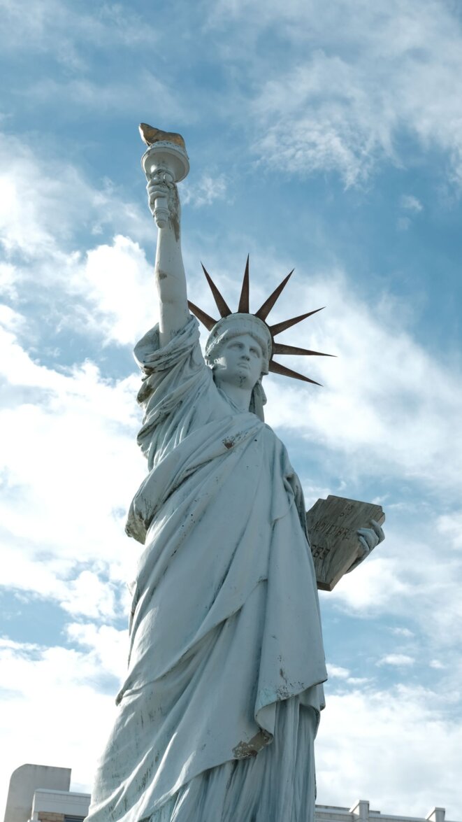 La Liberté éclairant le monde © Vent d'Autan La Liberté éclairant le monde © Vent d'Autan