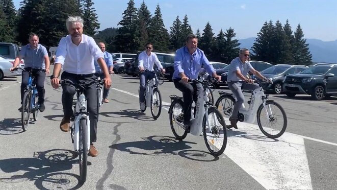 pub à hydrogène au Revard pour Wauquiez et Beretti, le 29 juillet 2020 © 7 jours à Clermont pub à hydrogène au Revard pour Wauquiez et Beretti, le 29 juillet 2020 © 7 jours à Clermont