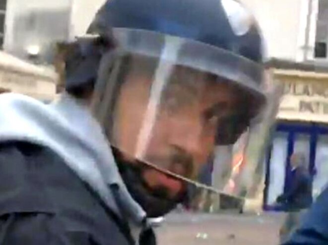 Révolution : les voyous gagnent.