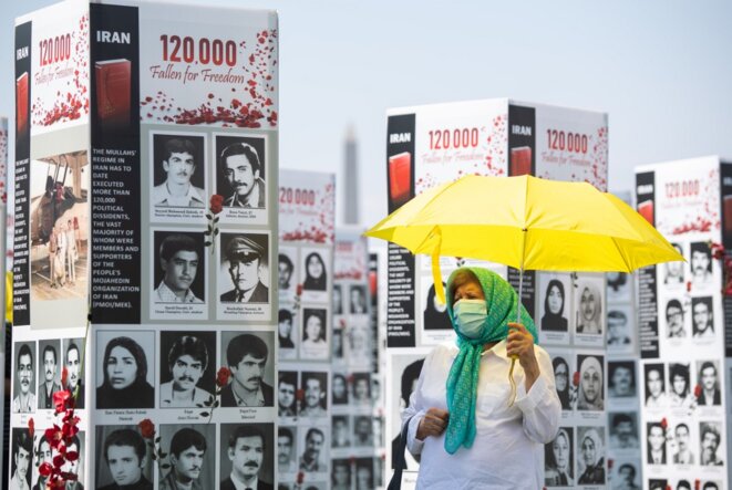 Une exposition mise en place près du Capitole à Washington par une organisation d'exilés iraniens le 4 septembre 2020. © Saul Loeb/AFP Une exposition mise en place près du Capitole à Washington par une organisation d'exilés iraniens le 4 septembre 2020. © Saul Loeb/AFP