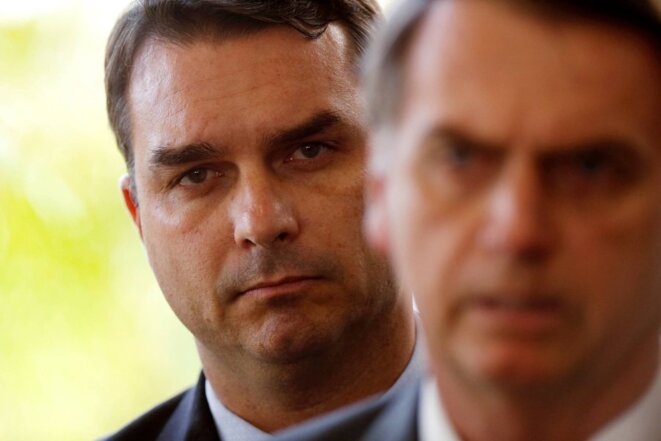Flávio Bolsonaro, sénateur élu en 2018 avec 4,3 millions de votes. © DR Flávio Bolsonaro, sénateur élu en 2018 avec 4,3 millions de votes. © DR