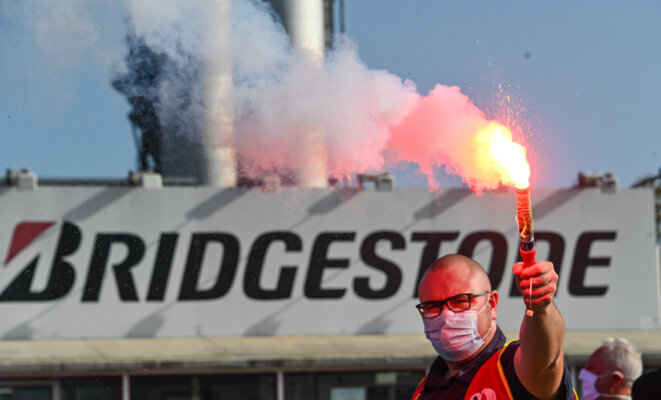 Un syndicaliste sur le site de Béthune, le 17 septembre 2020 © DENIS CHARLET / AFP Un syndicaliste sur le site de Béthune, le 17 septembre 2020 © DENIS CHARLET / AFP