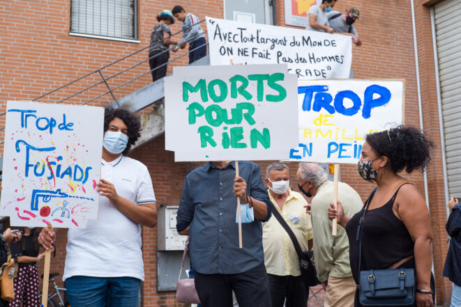 Un rassemblement à l’appel de l’association Izards Attitude, en soutien aux habitantes et habitants des quartiers de Toulouse, le 18 septembre. © Patricia Huchot-Boissier / Hans Lucas via AFP Un rassemblement à l’appel de l’association Izards Attitude, en soutien aux habitantes et habitants des quartiers de Toulouse, le 18 septembre. © Patricia Huchot-Boissier / Hans Lucas via AFP