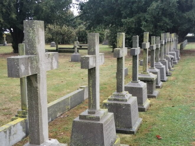 freddy-mulongo-eoliennes-cimetiere-4